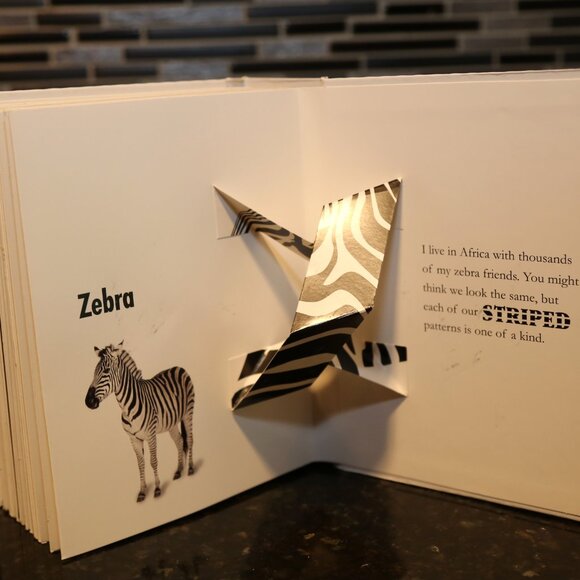 Alphabet an A to Zoo Pop-Up Book - Picture 5 of 5